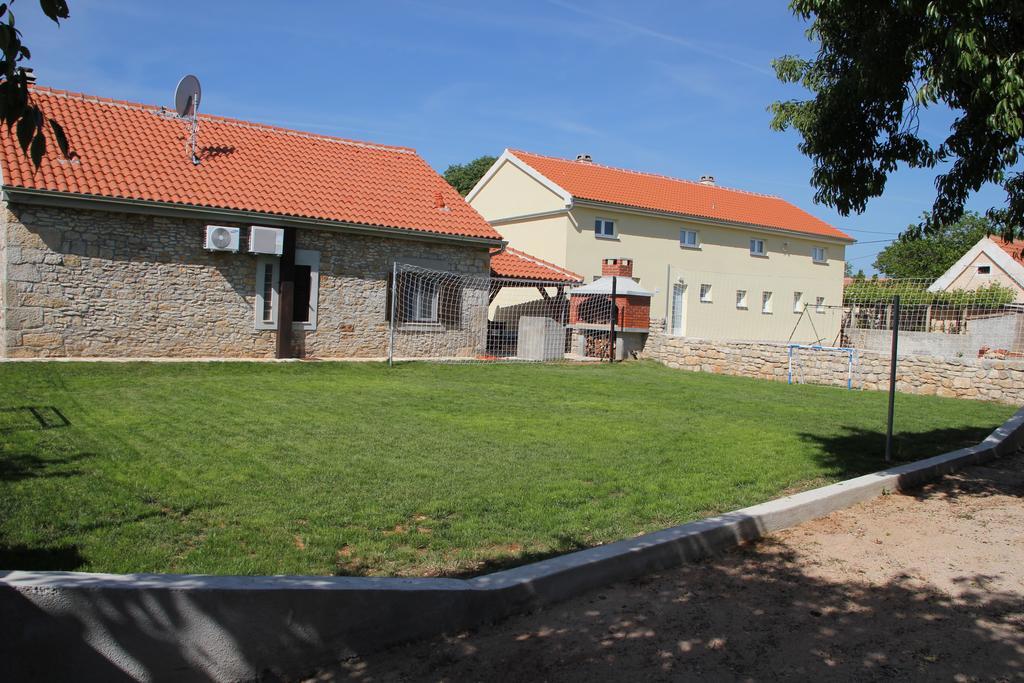 Rural House Gluic Vila Bogatić Quarto foto