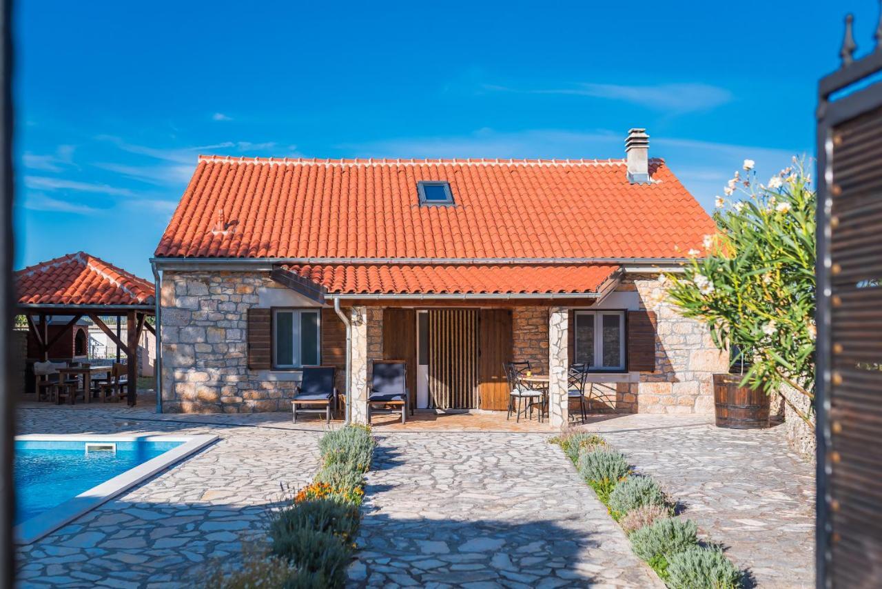 Rural House Gluic Vila Bogatić Exterior foto